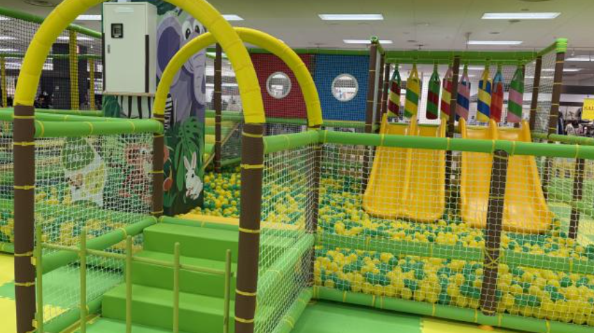 北海道初!1日遊べる室内遊び場「The Kids」