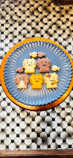 くろねこニャーゴのお菓子屋さん