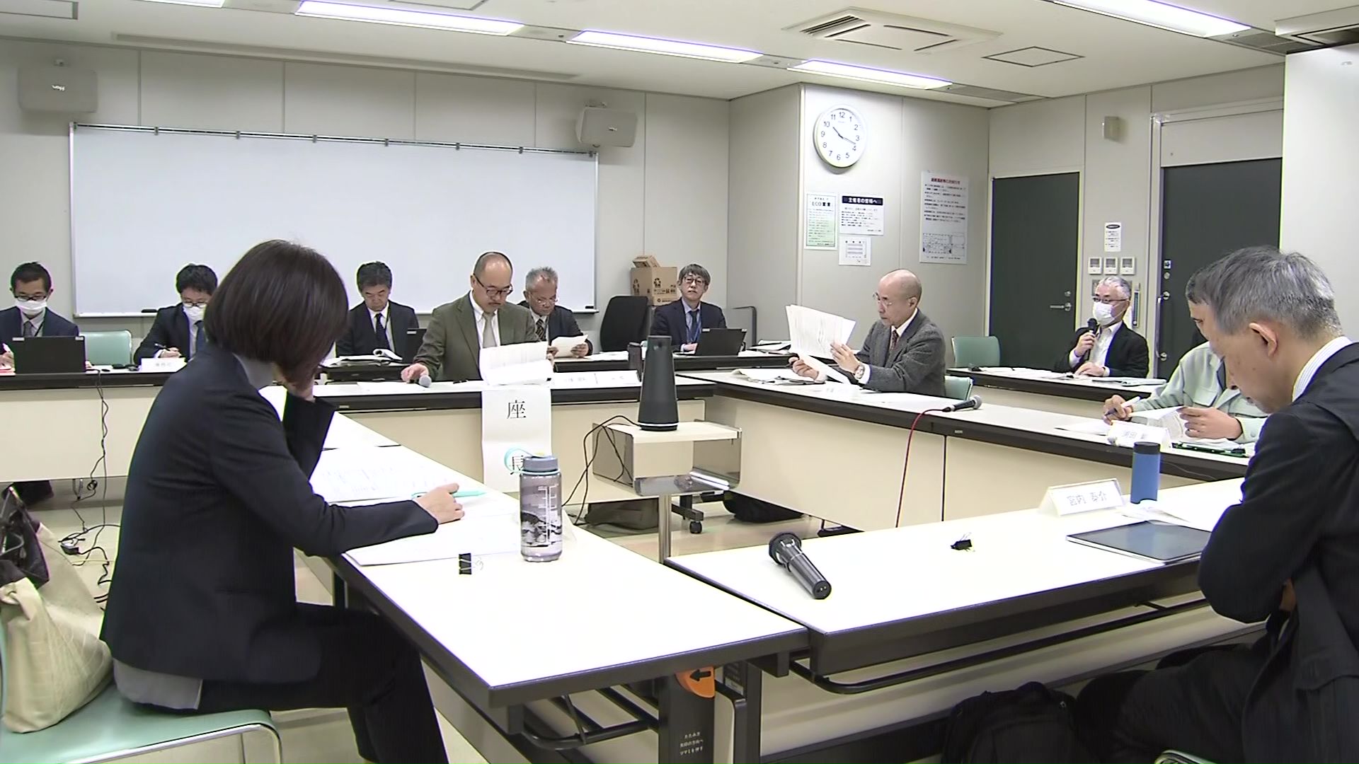 専門家による検討会