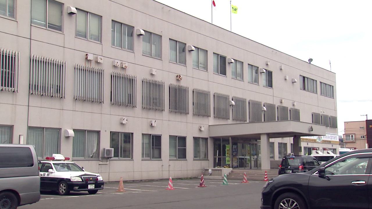 不同意性交の疑いで26歳の男を逮捕した北海道警北署