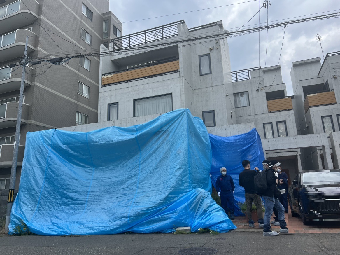 親子3人が暮らしていた自宅