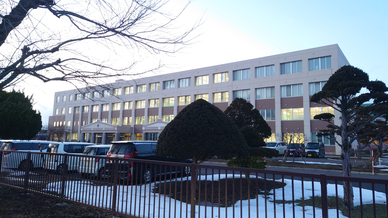 試験問題を誤配布した北海道函館商業高校