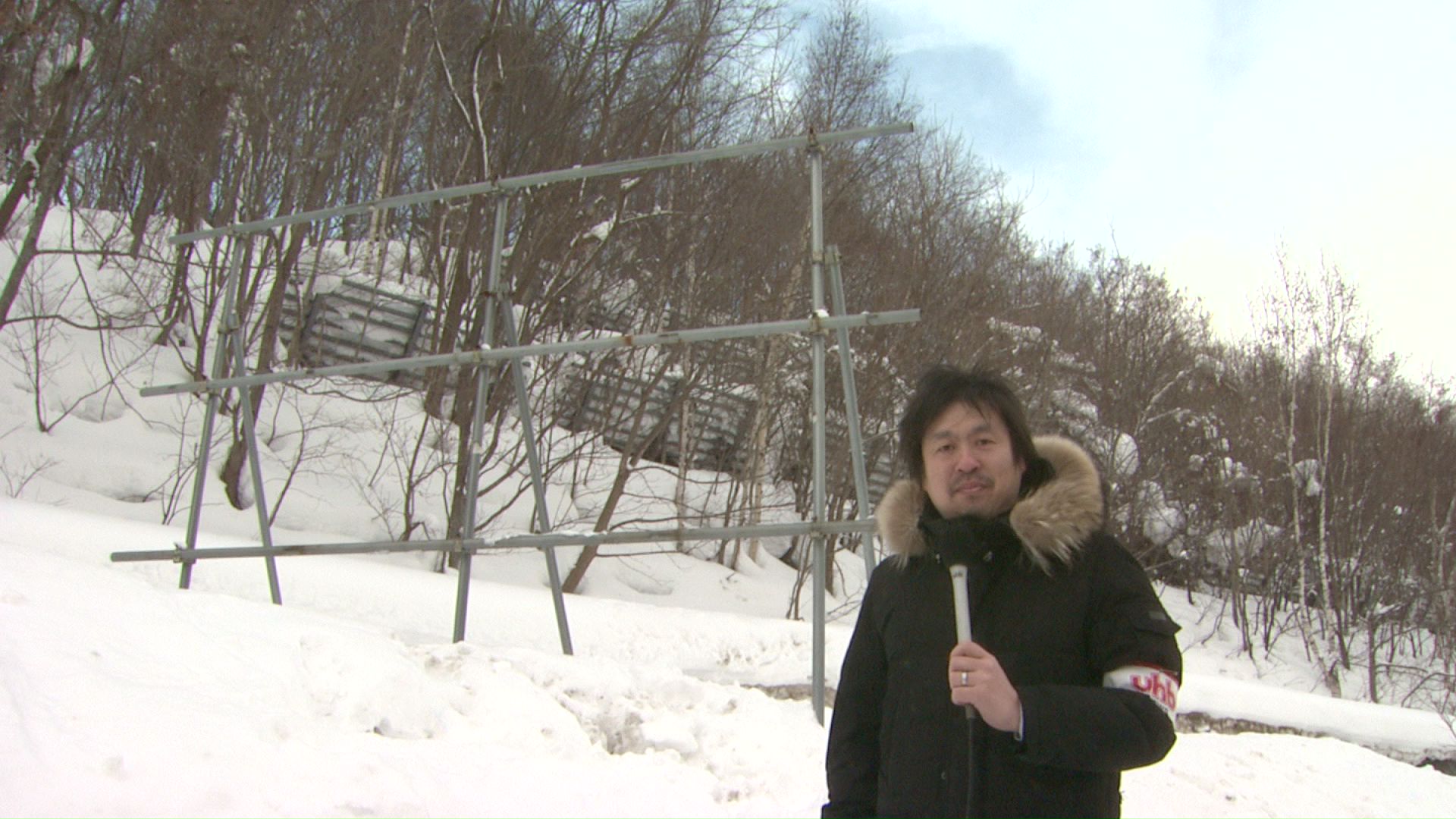 看板は骨組みだけの状態