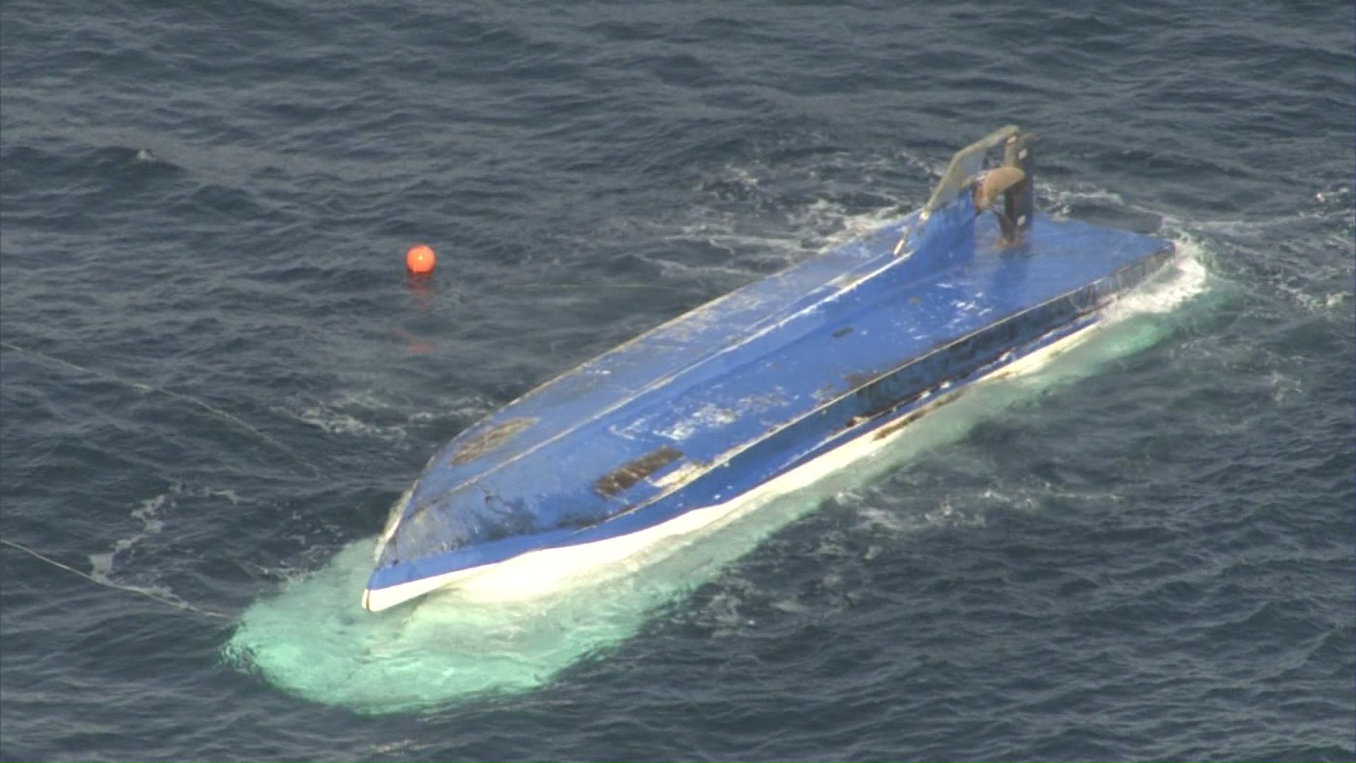 転覆した「第二十八三宝丸」