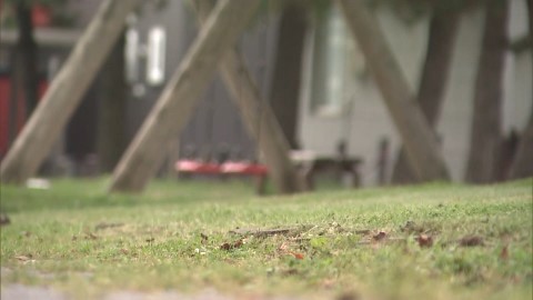 女の子が1人になったすきを狙う