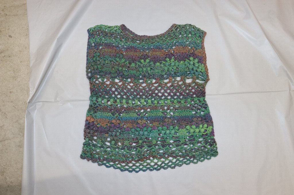 情報提供を呼び掛ける身元不明遺体の衣服など(提供:道警)