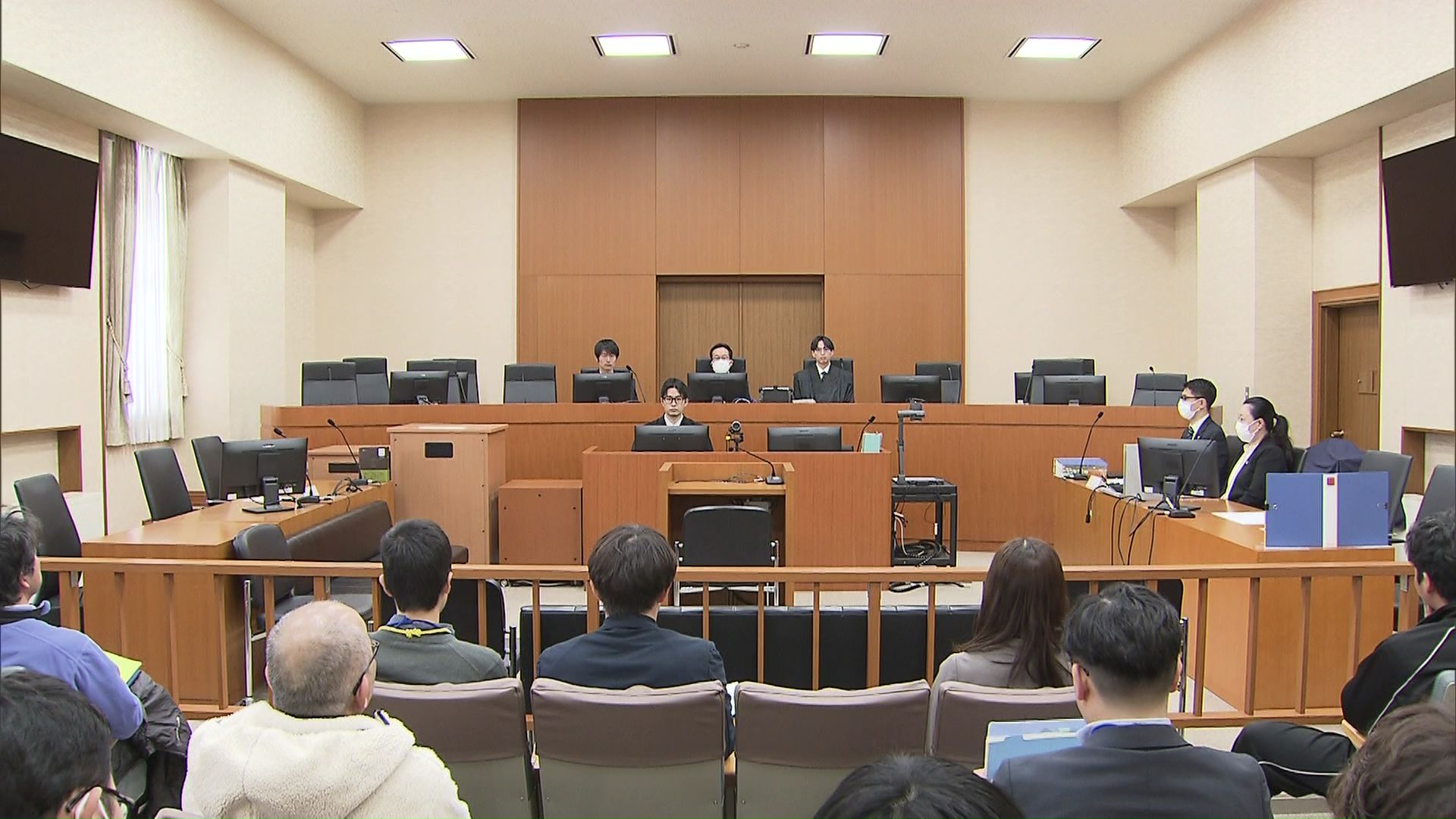 懲役25年の求刑