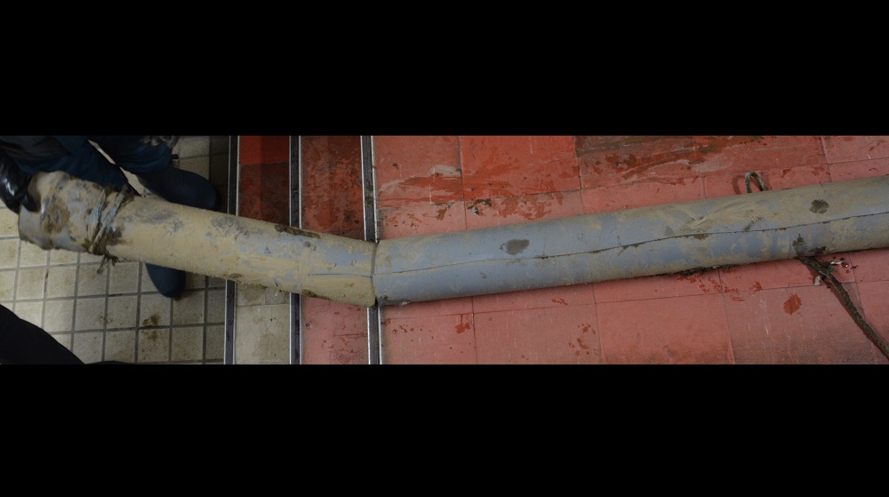 亀裂が見つかった水道管(提供:下川町)