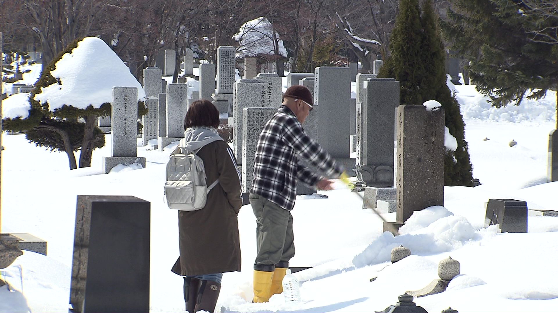 比較的穏やかな“墓参り日和”