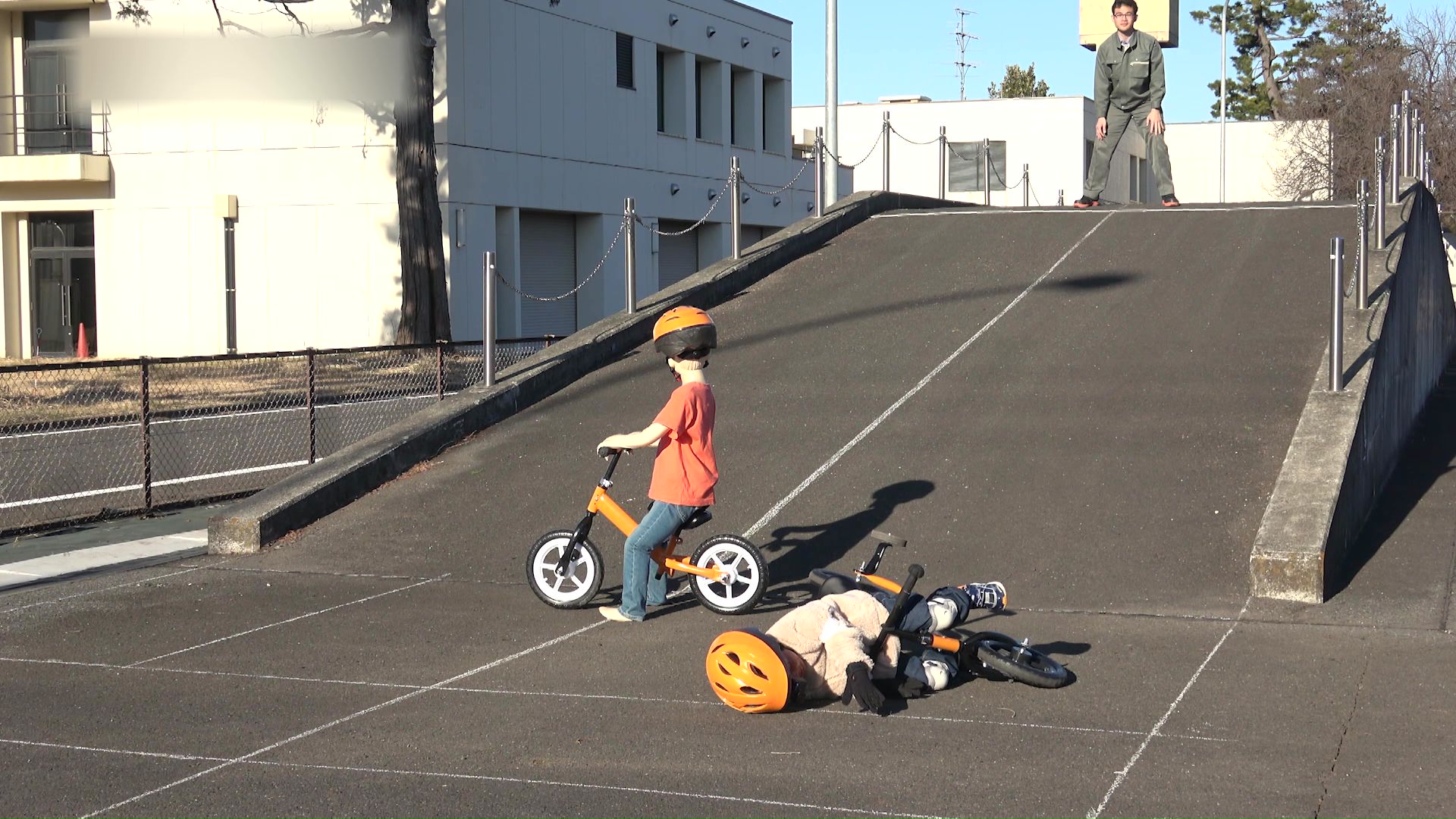 国民生活センターによる事故の再現映像