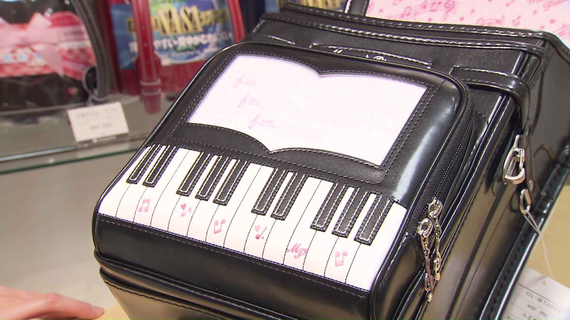 色やデザイン機能の「多様化」が進む