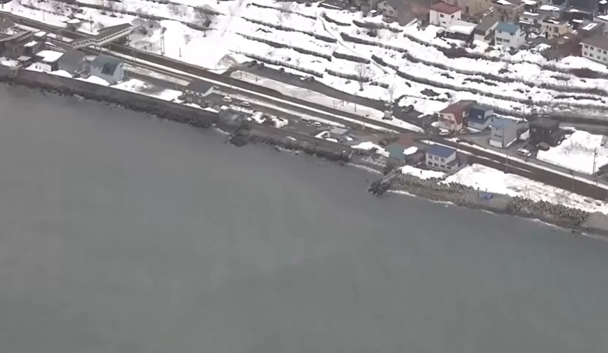 女性の遺体が見つかった海岸(3月24日)