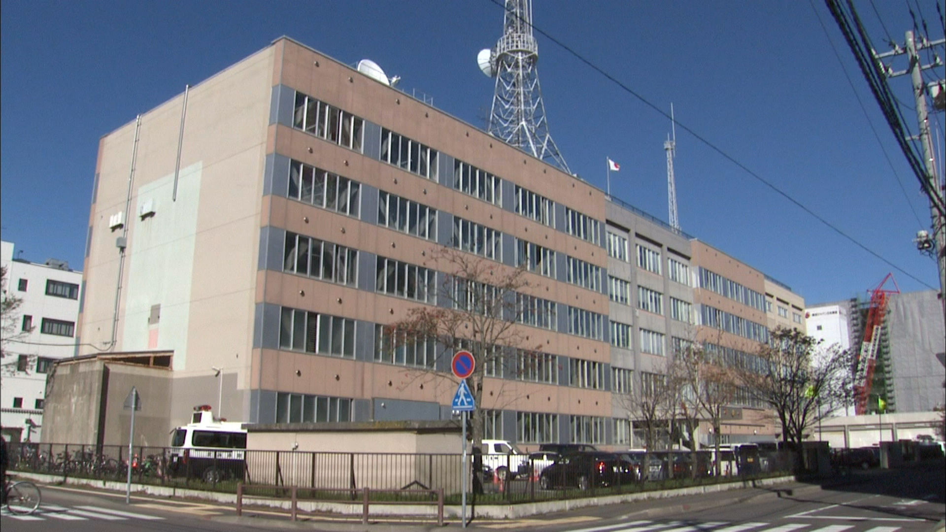 窃盗の容疑で男を逮捕した北海道警釧路署