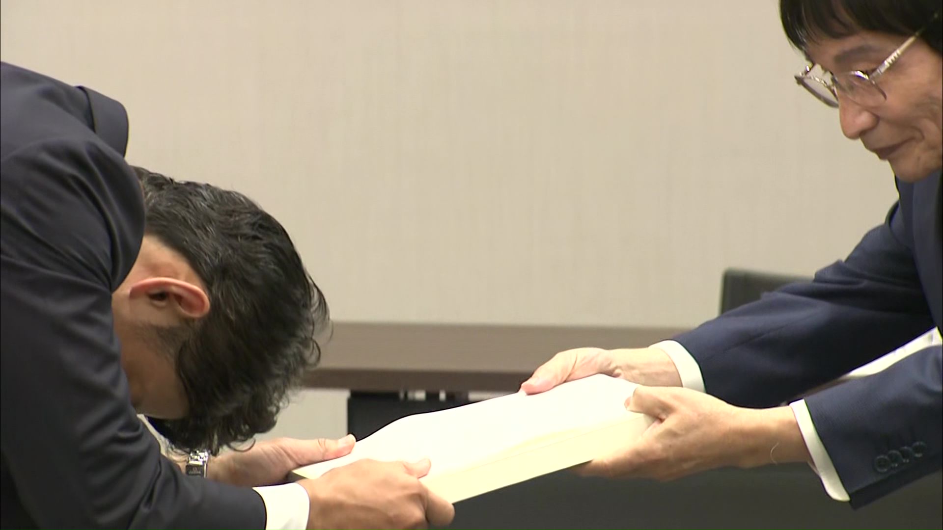 再調査委員会の報告書で「中学校が対処を怠った」と指摘