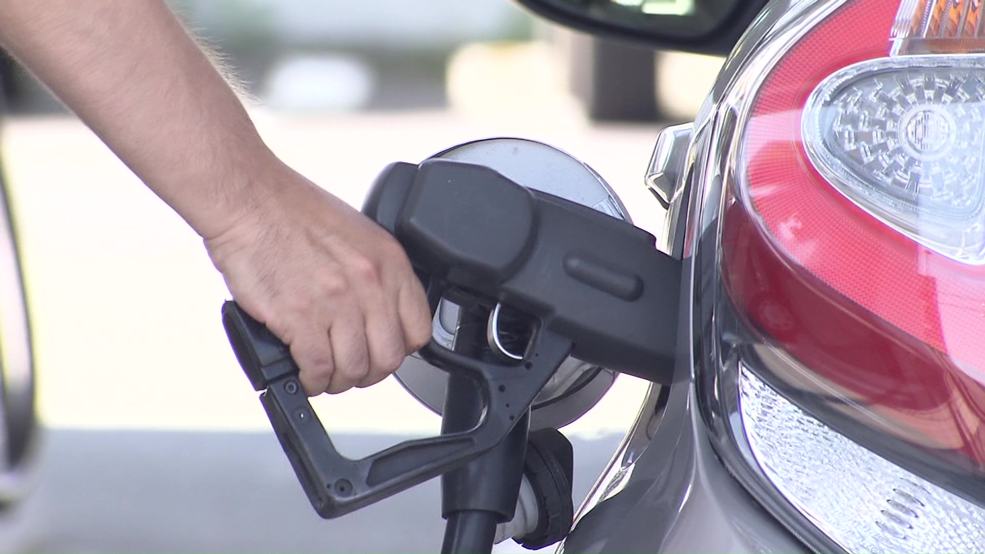 ガソリンの価格は安定するのか