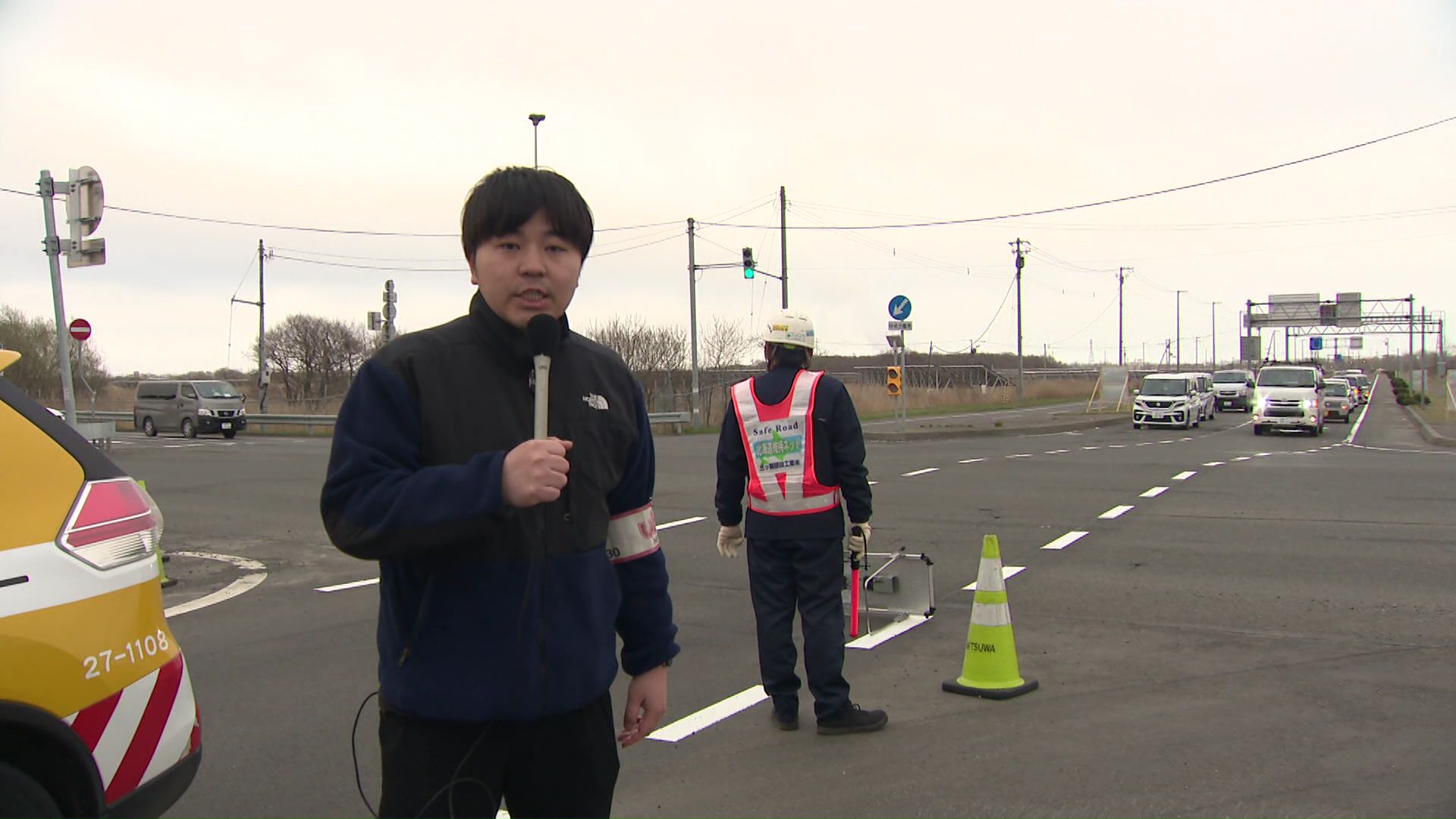 「自転車が高速道路上を走っている」と通報