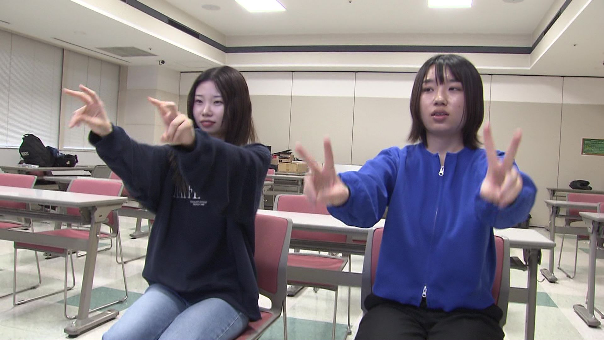 手と足で別の動きをする「頭の体操」