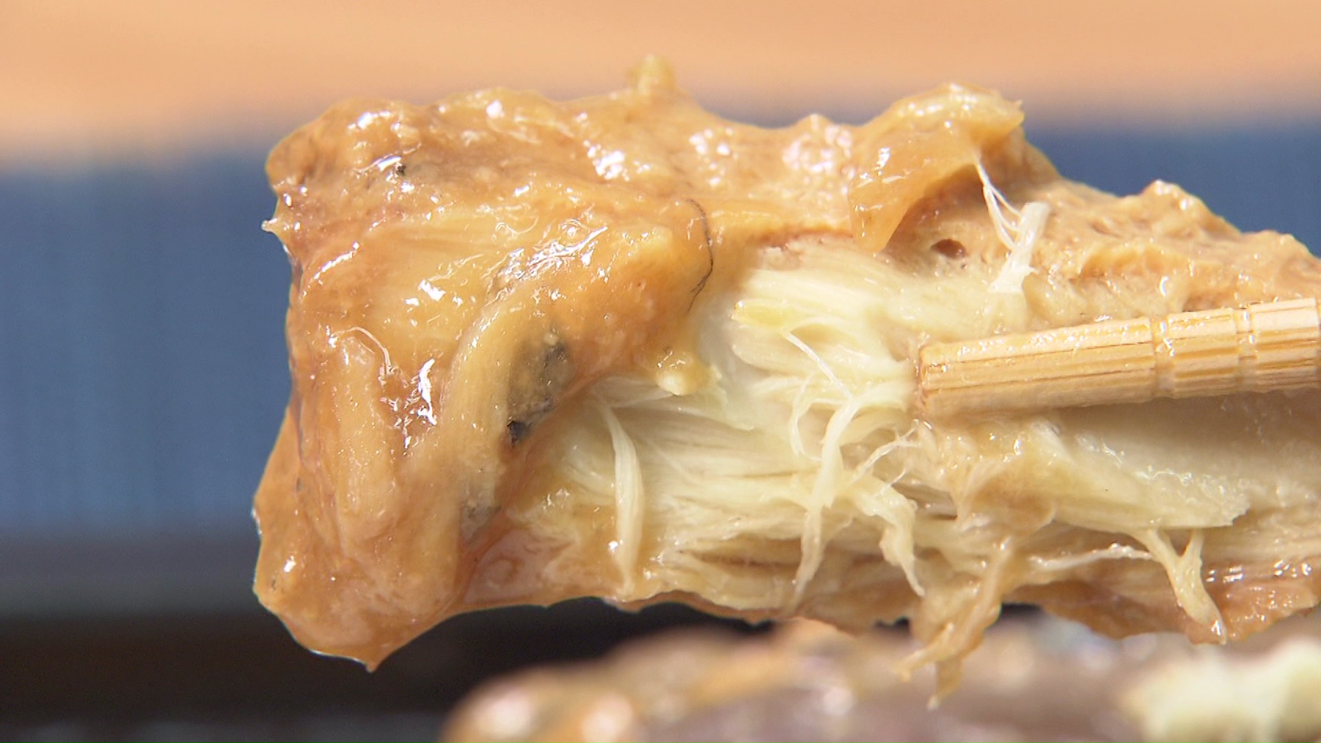 秘伝のタレでじっくり煮込んださば味噌