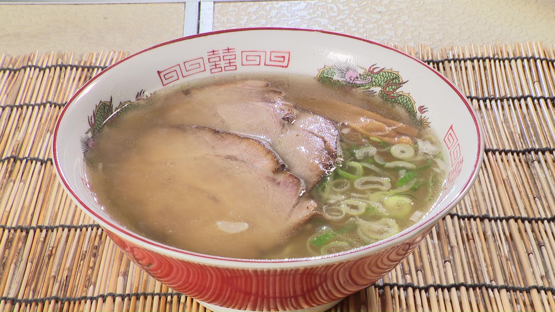 一番人気は函館名物の塩ラーメン