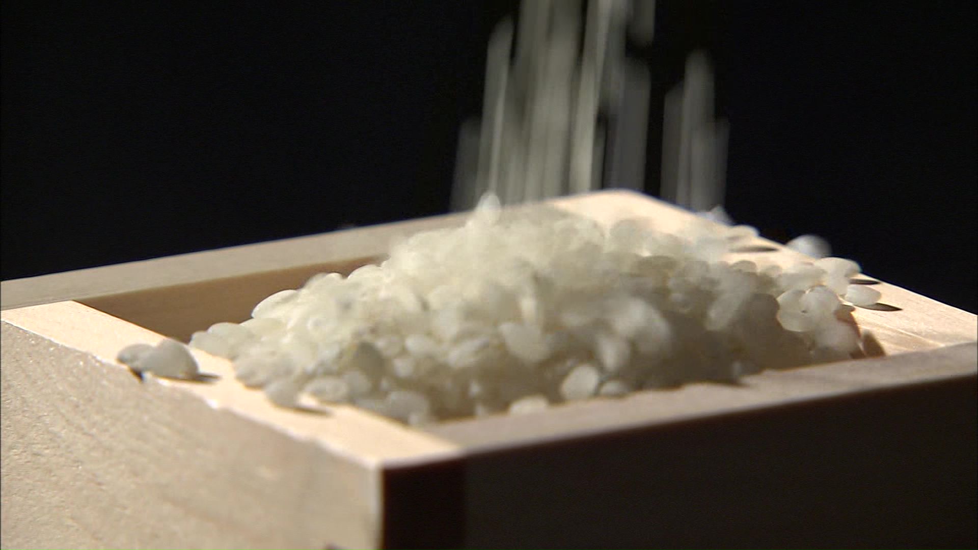 コメ高騰でふるさと納税が注目