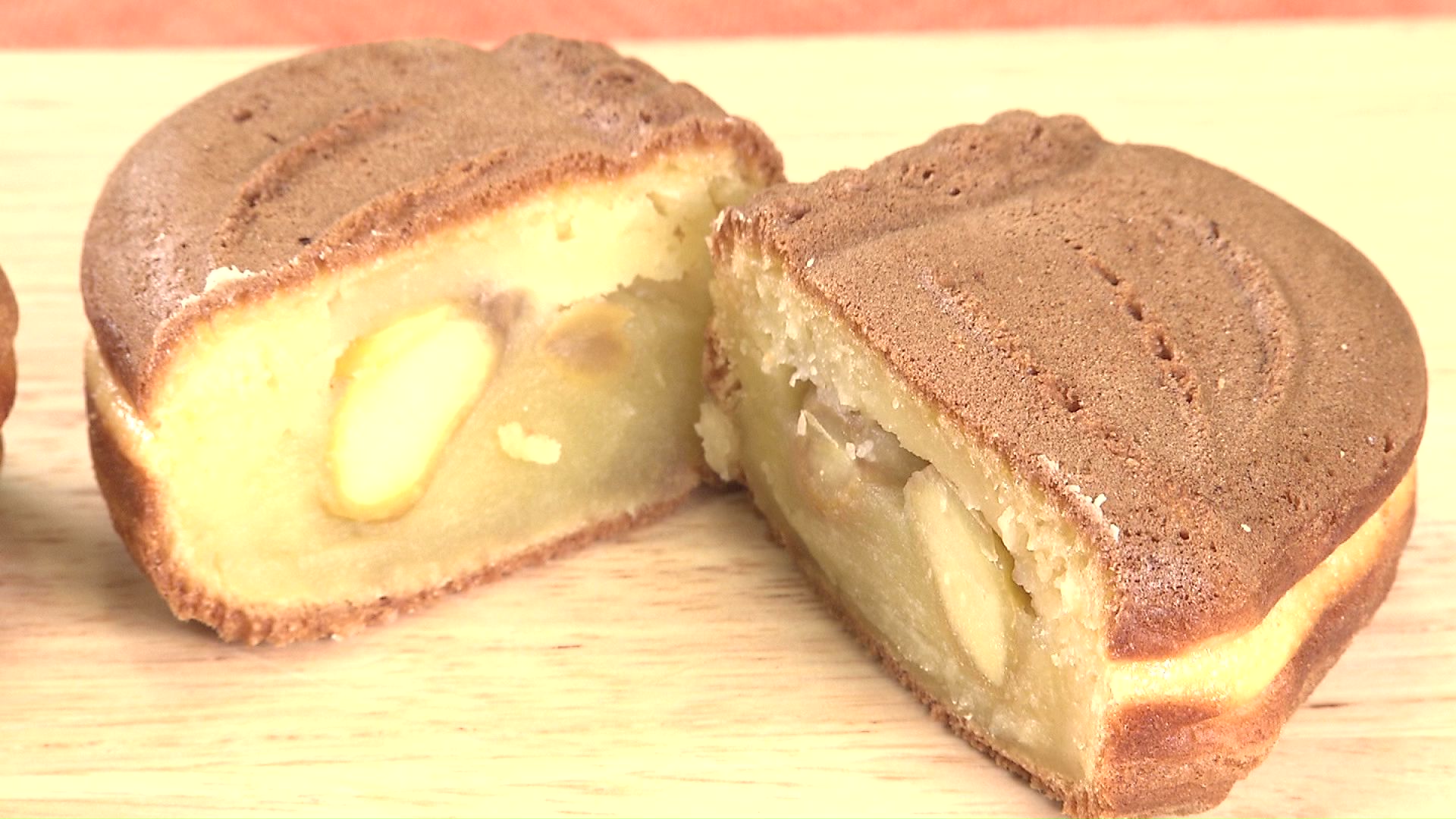 中には栗がまるごと入っている