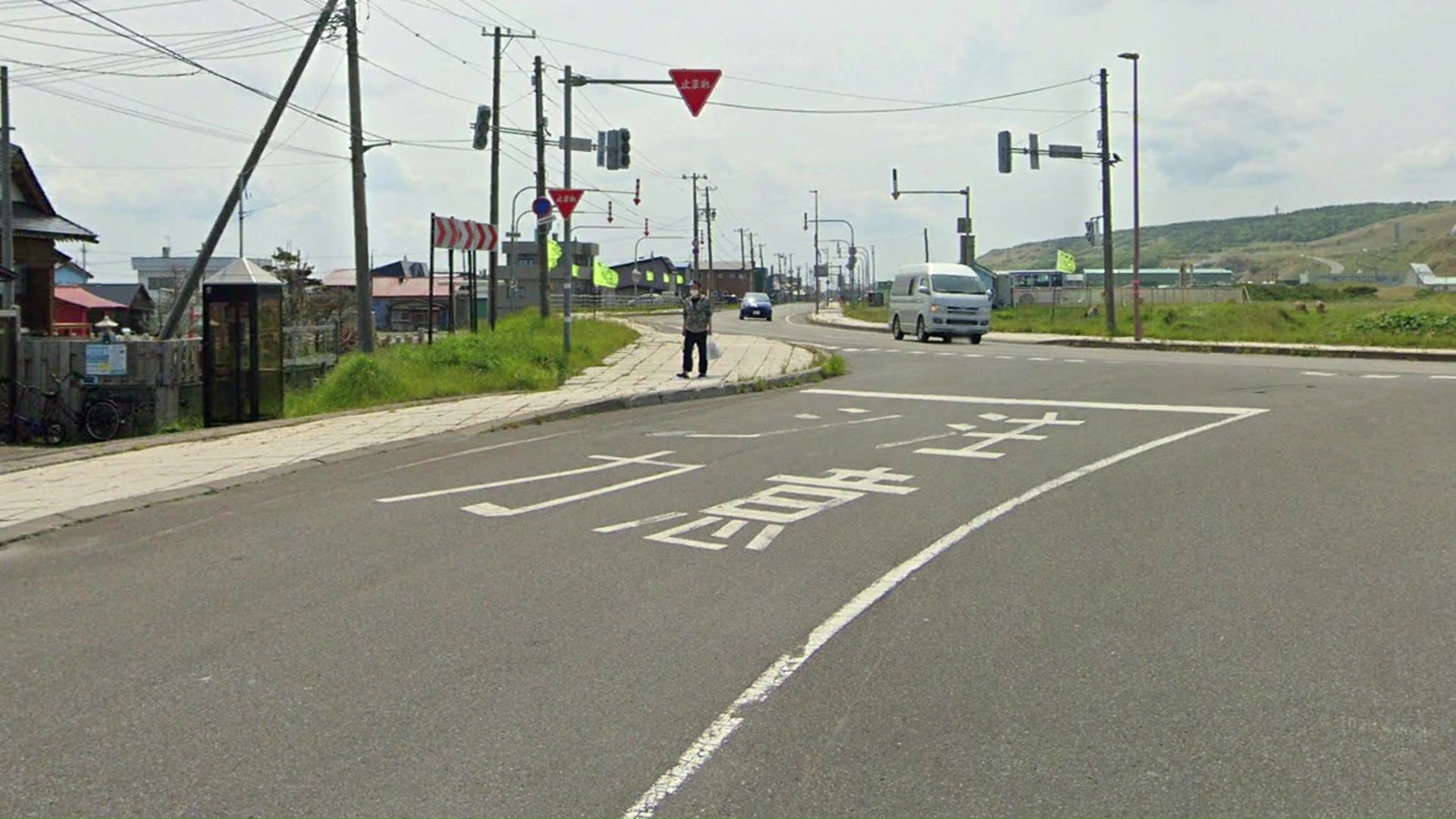 稚内市の道路には「シカ注意」の文字