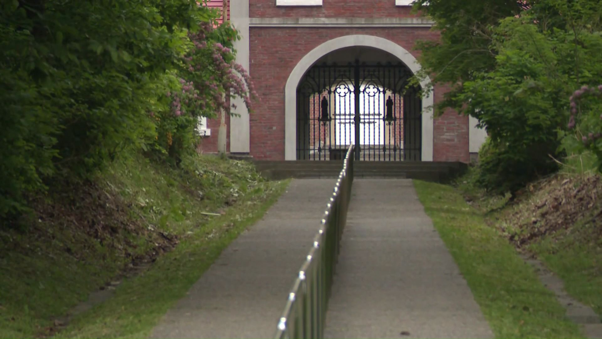 トラピスト修道院の敷地内にクマ出没