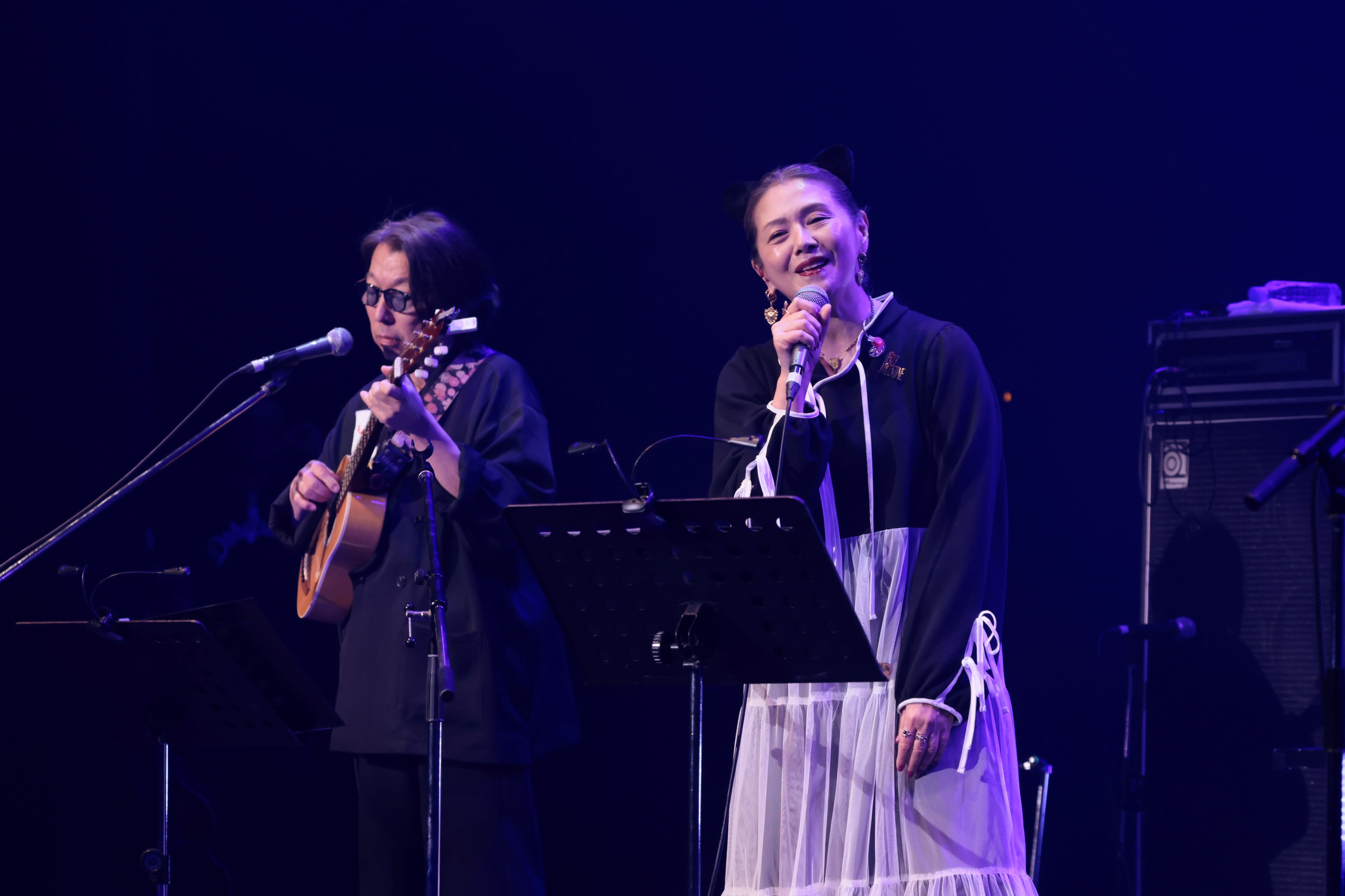 黒猫同盟(上田ケンジと小泉今日子) (C)モリマンフェス