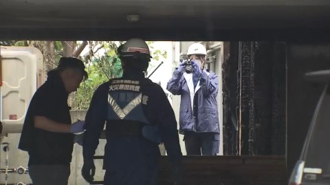 実況見分の様子(6月30日午前10時30分ごろ)