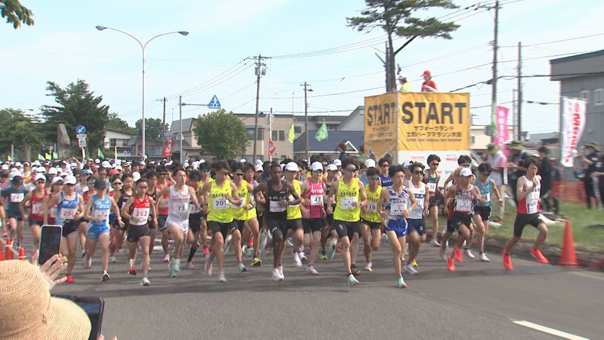 【士別ハーフマラソン】駿河台大学・古橋希翁が優勝 暑さ対策で1時間前倒しの朝8時スタート…アンバサダーは増田明美さん、野口みずきさんや柏原竜二さんはゲストランナーで参加