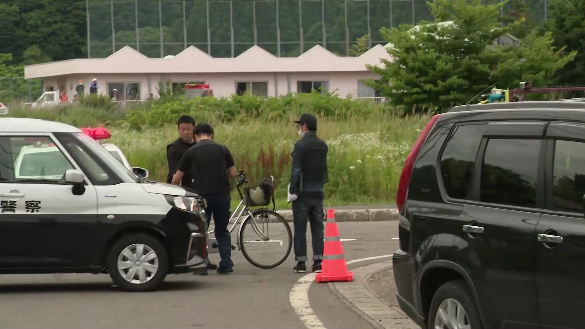 男性が引きずり込まれた笹やぶ