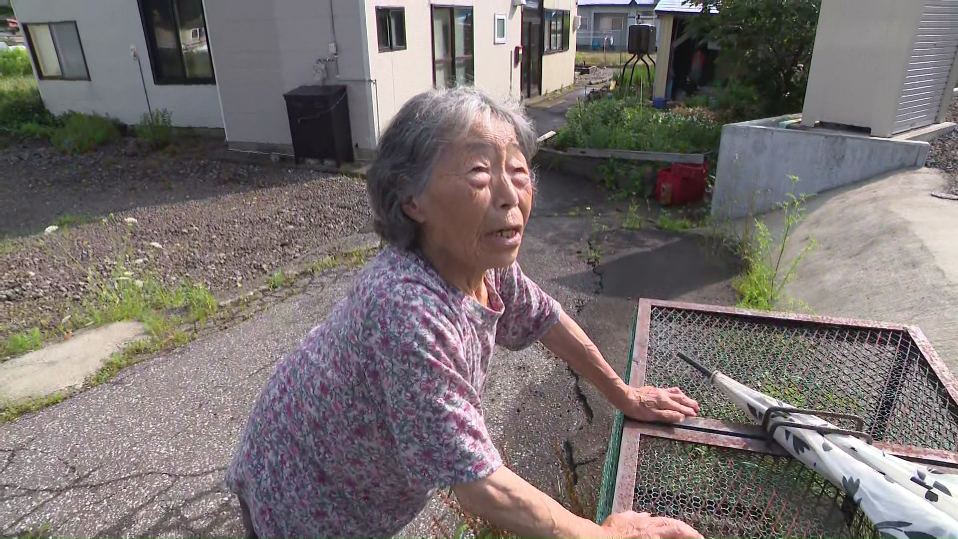 生ゴミを冷凍保存するなど町民もクマ対策