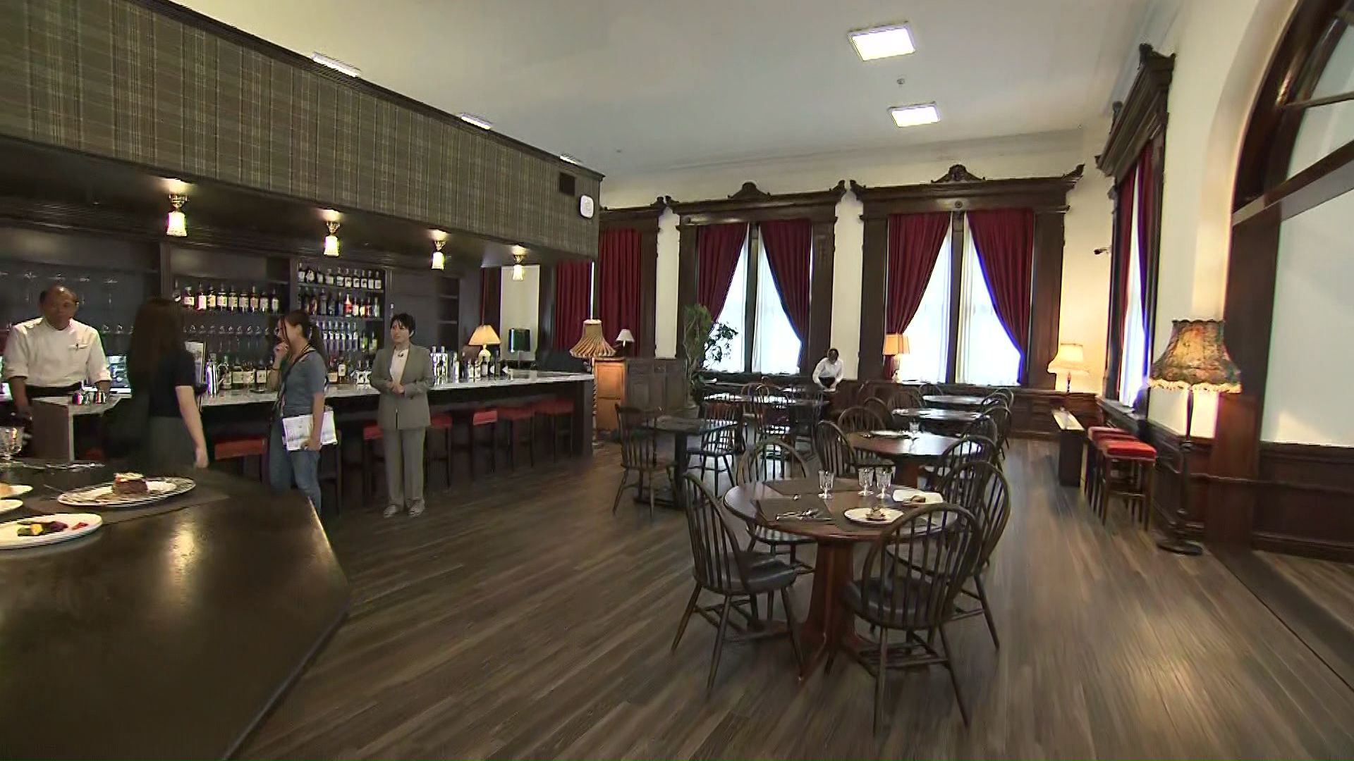 建物との調和がとれたレストランも