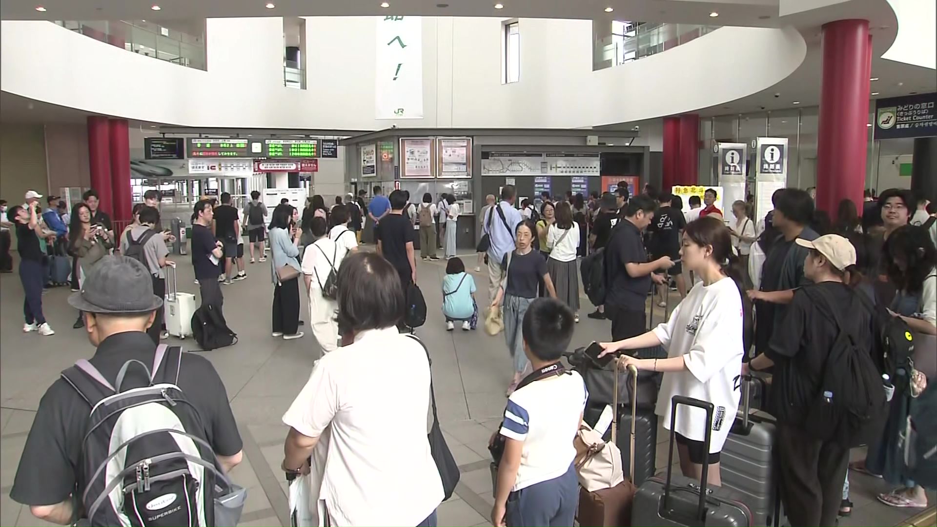 JR函館駅では長蛇の列