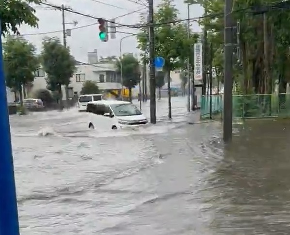 釧路市内の様子(午前7時50分ごろ 撮影:視聴者)