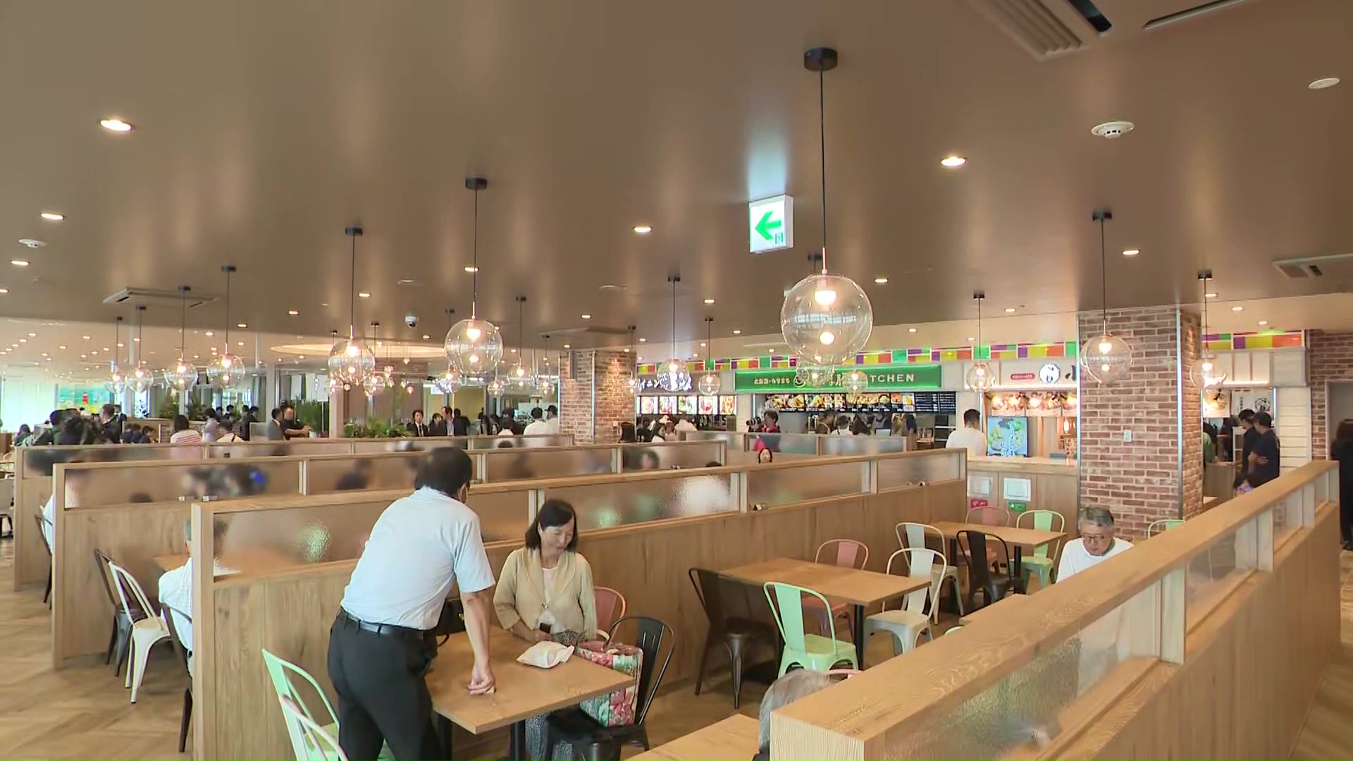 函館空港初のフードコート、函館グルメポート