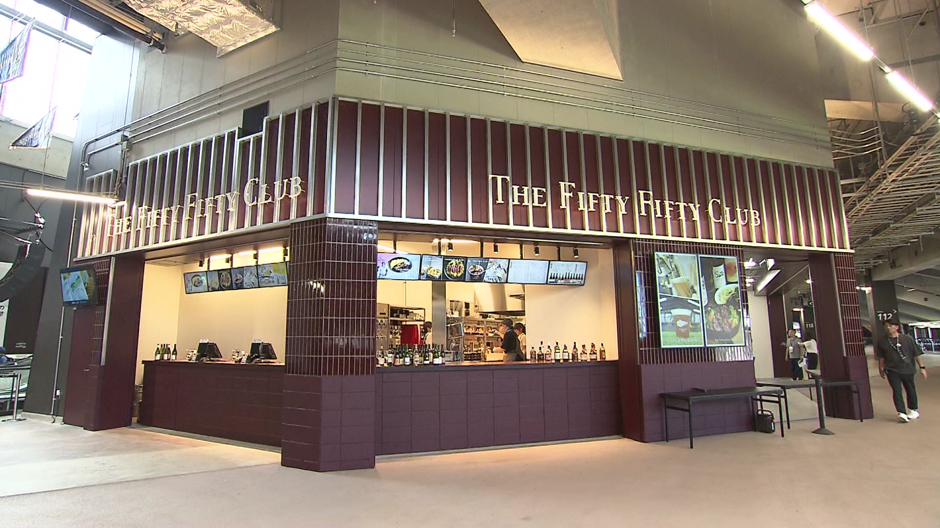 ワイン醸造レストラン「THE FIFTY FIFTY CLUB」