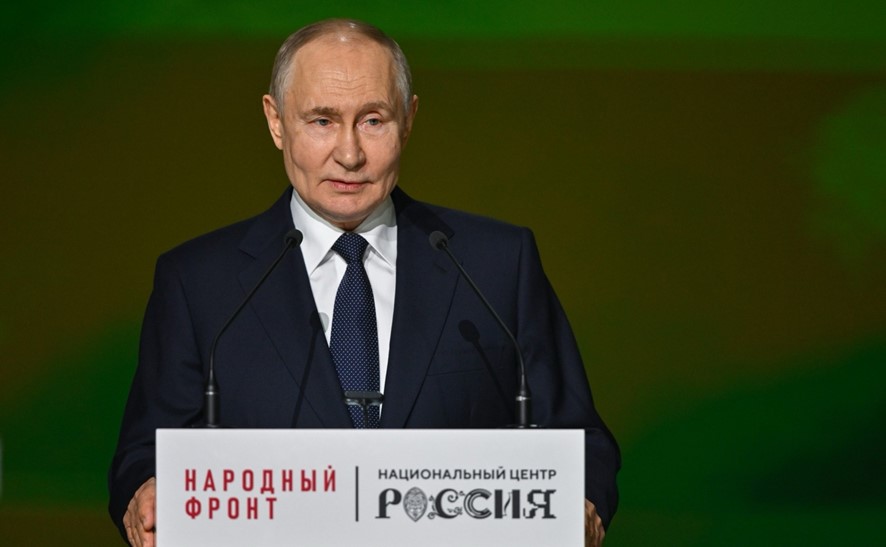 モスクワ市内で開かれたフォーラムで演説するプーチン大統領(ロシア大統領府HPより、2025年7月)