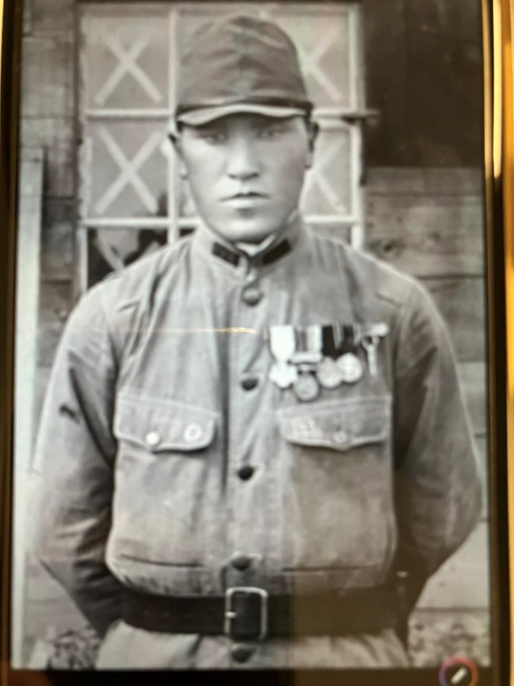 満州で撮影したとされる諏訪野富雄さん