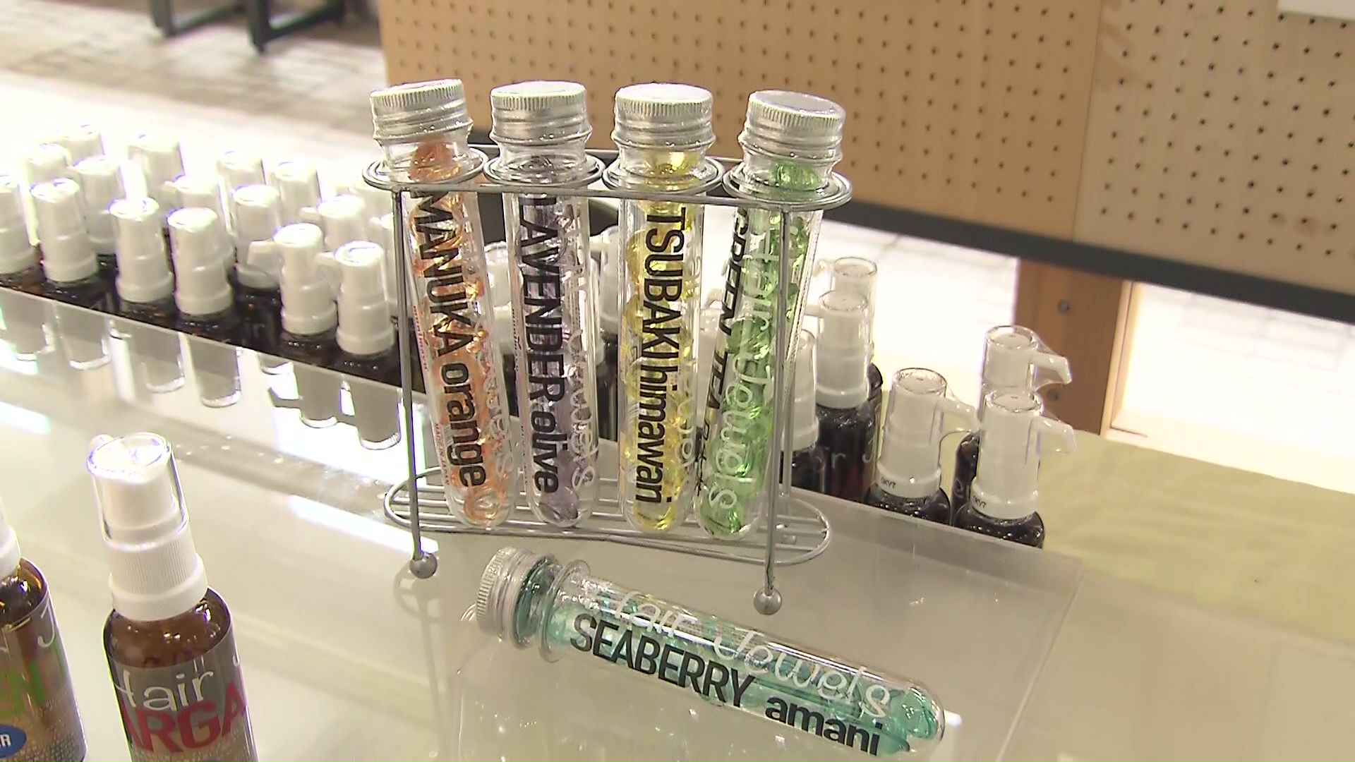 道内企業のコスメを展示・販売