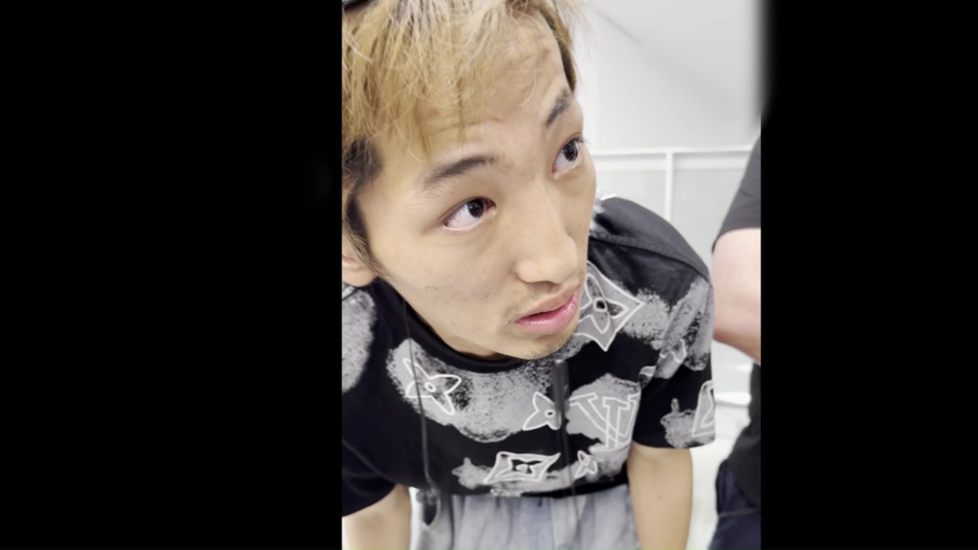 「ネイルサロンに侵入して現金やスマホを盗んだことは間違いない」と容疑を認める