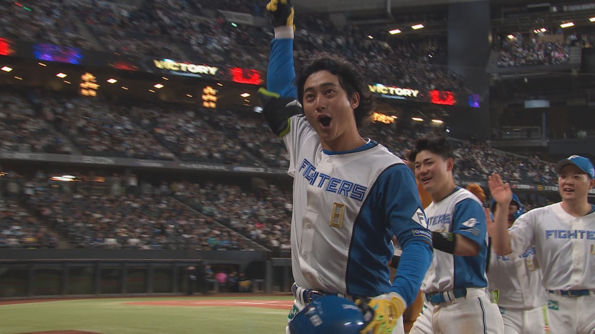 サヨナラ打を放った淺間基選手