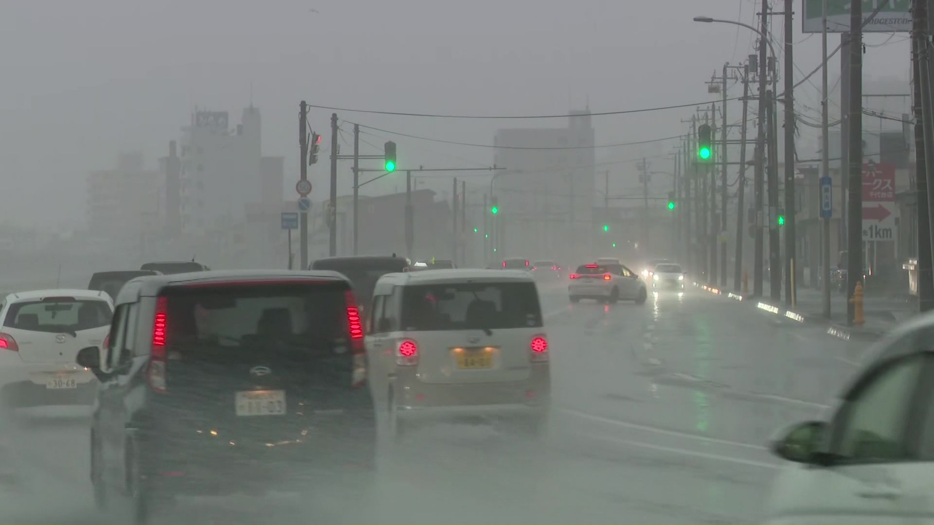 低気圧が通過した影響で局地的に激しい雨が降った北海道