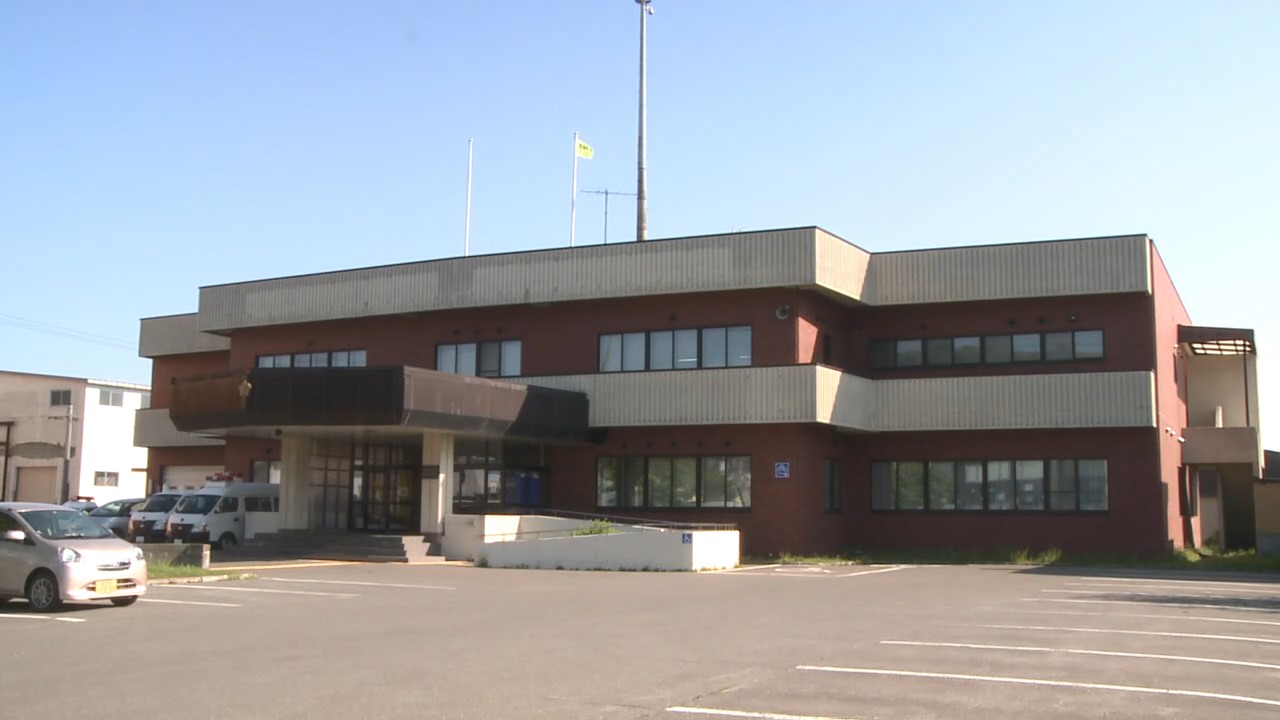 男を逮捕した北海道警稚内署