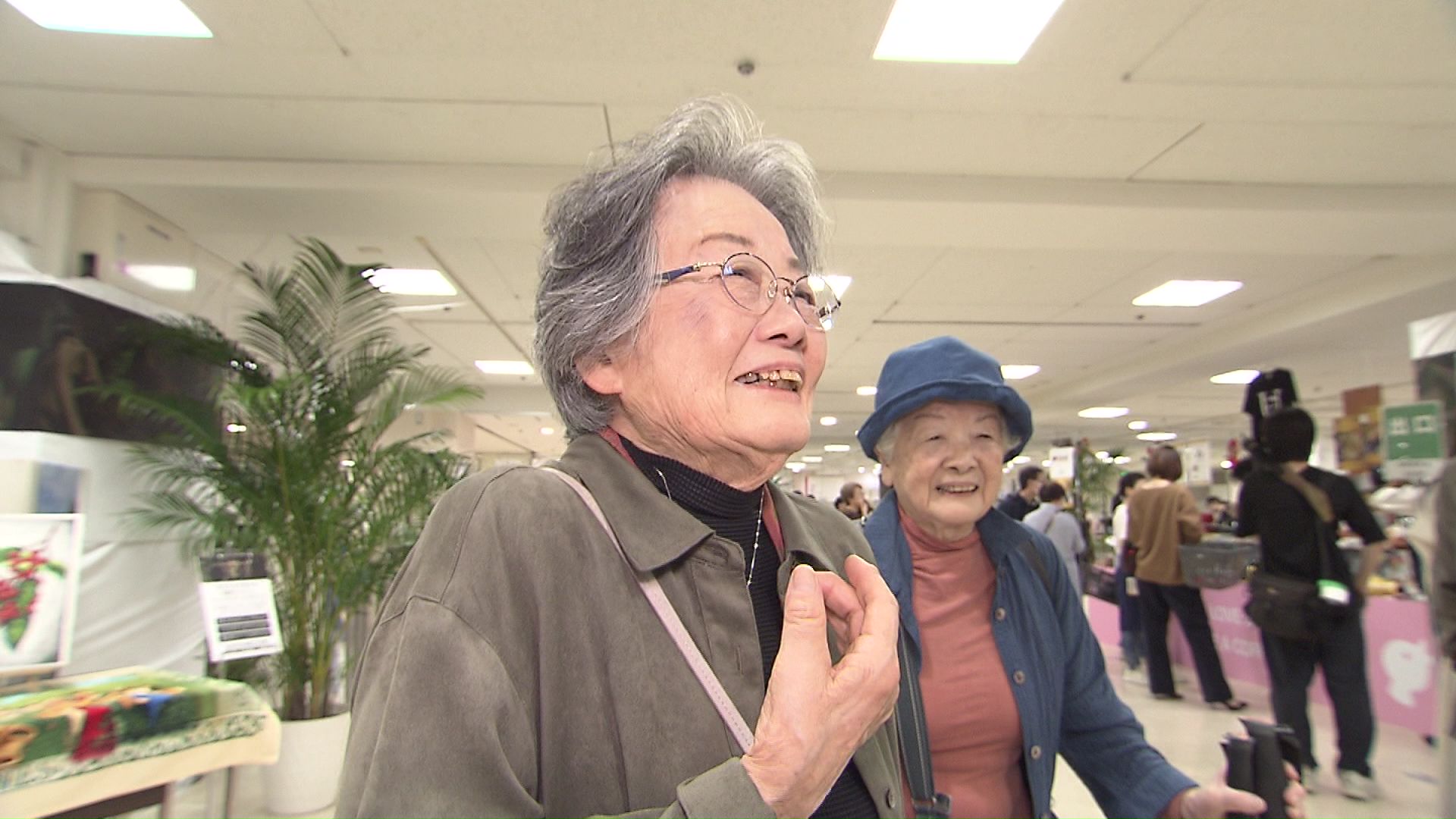 待ちきれない様子の珈琲マルシェ常連という来場者