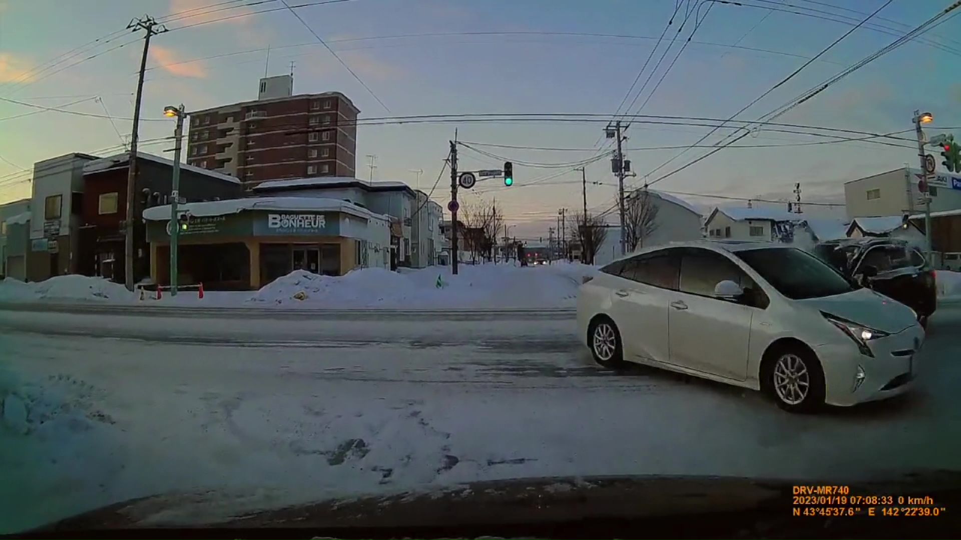 スリップ事故に注意(資料画像)