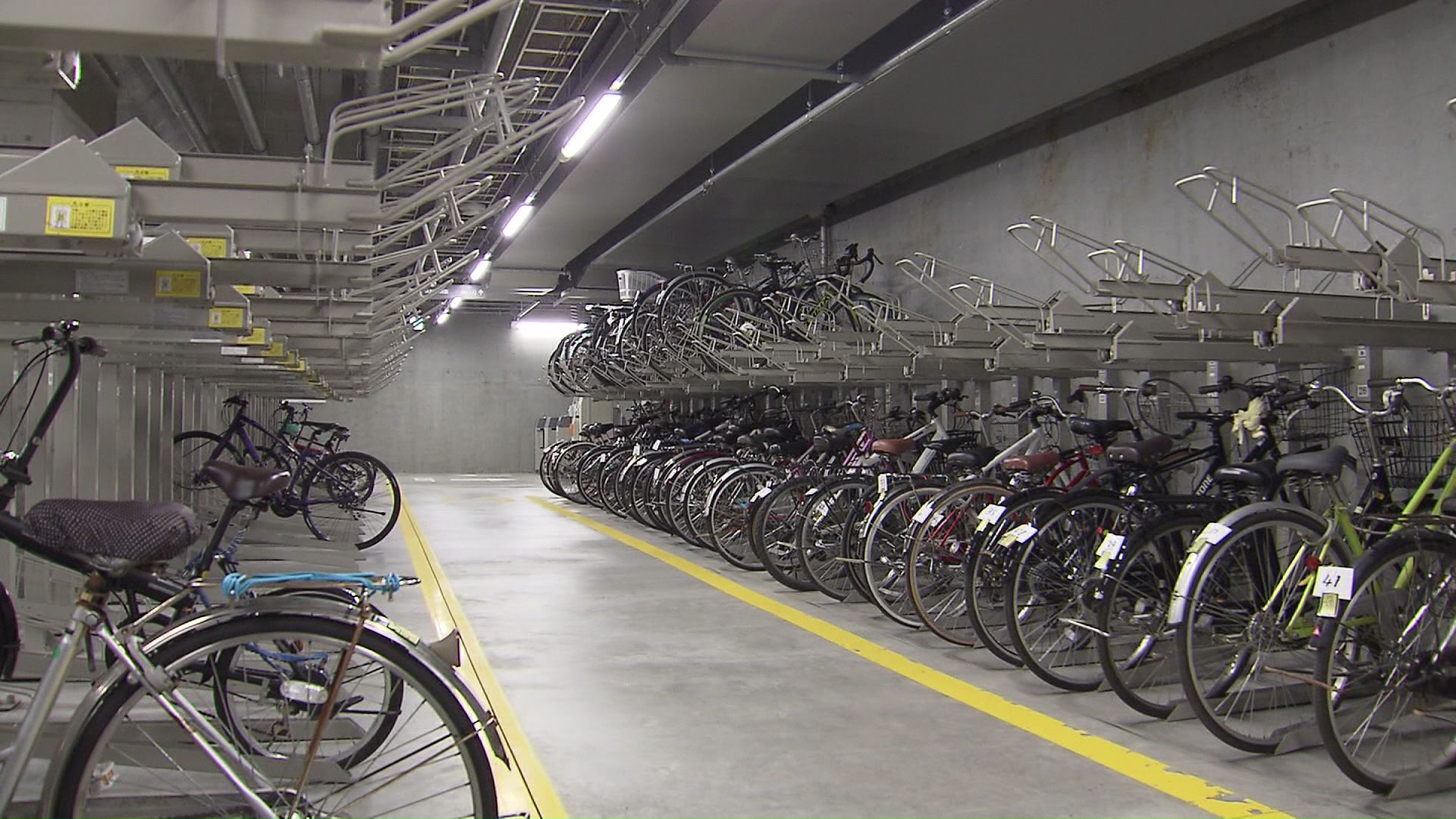 札幌市中心部の駐輪場の様子(資料)