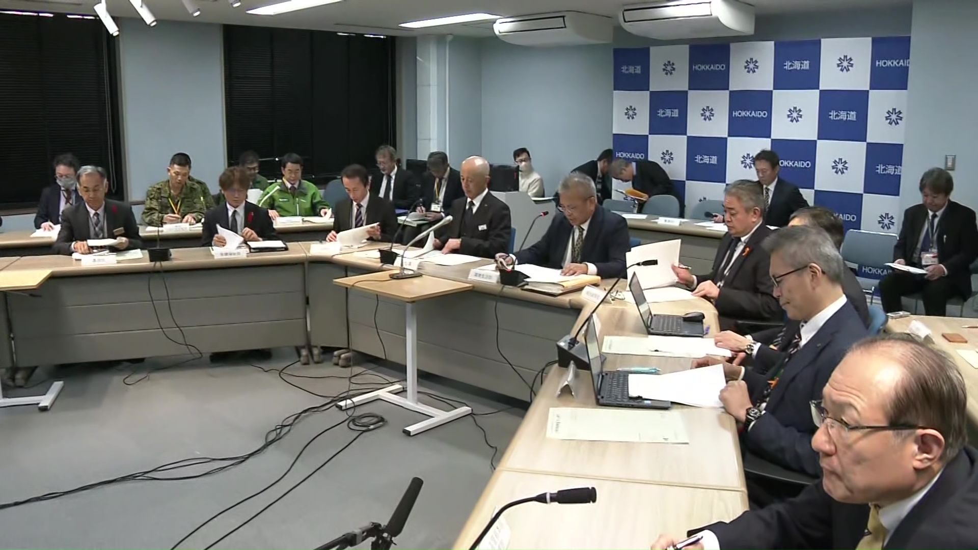 道庁で開かれた「ヒグマ対策推進会議」