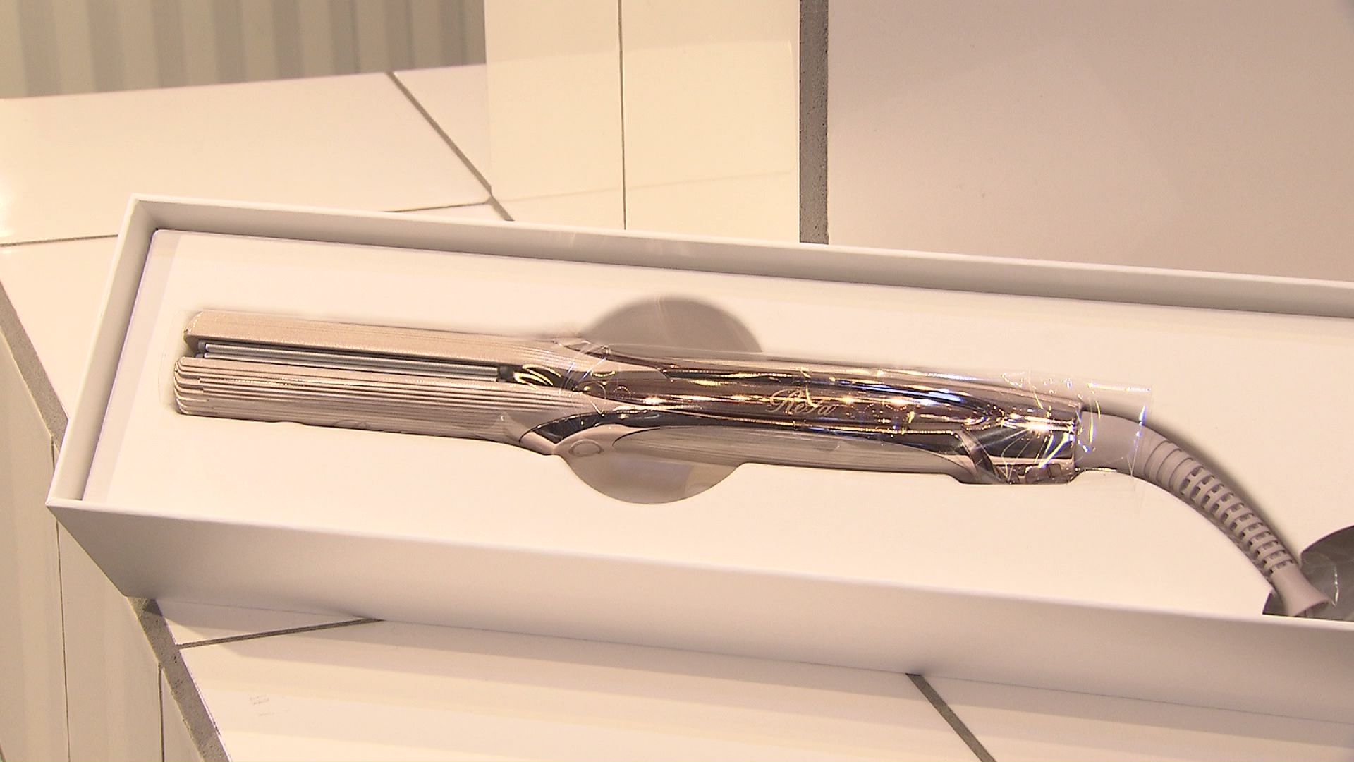 盗まれたヘアアイロン