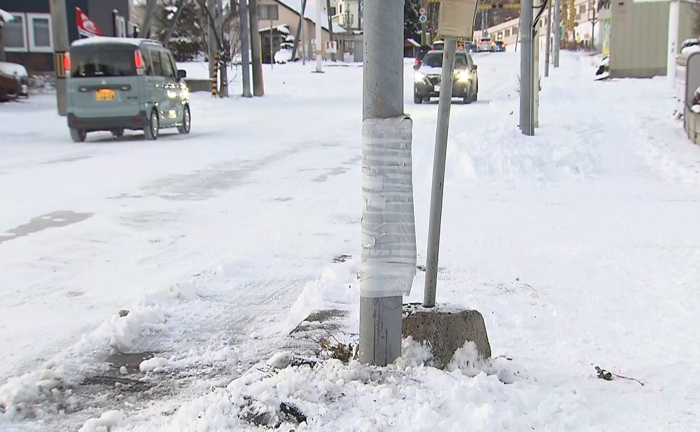 路線バスが衝突した現場（江別市 12月４日）
